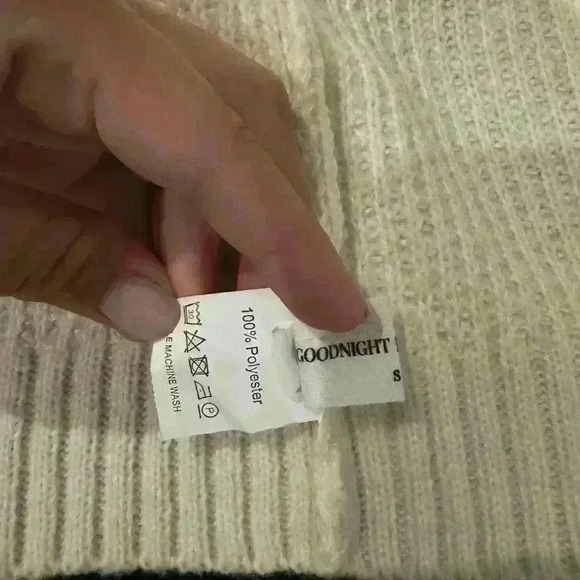 Goodnight Macaroon Cozy Knit Cardigan - Size Small - Picture 3 of 3